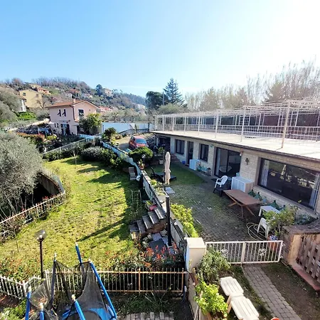 Madama Dore, Casa Indipendente Con Grande Giardino E Parcheggio Privato La Spezia