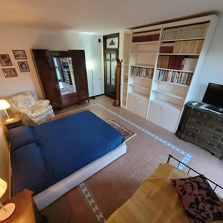 Madama Dore, Casa Indipendente Con Grande Giardino E Parcheggio Privato La Spezia