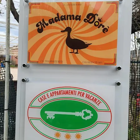 בית נופש Madama Dore, Casa Indipendente Con Grande Giardino E Parcheggio Privato לה ספציה